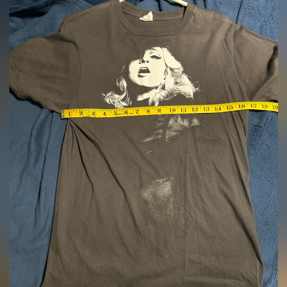 Madonna concert t shirt. Sticky and Sweet Tour. 2000’s. Used Grey Women’s Med - Picture 5 of 5